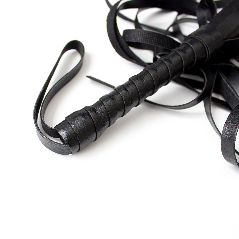 Honey bb Hot Selling Female Bdsm Fetish Bdsm Bondage Spanking Leather Whip