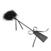Honey bb BDSM Feather Tickler Wholesaler Faux Leather Crop and Tickler Soft Feather Whipped for Bondage BDSM Game Leather Whip